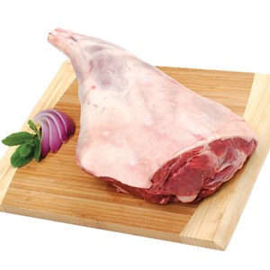 Deboned Leg of Lamb With Bacon